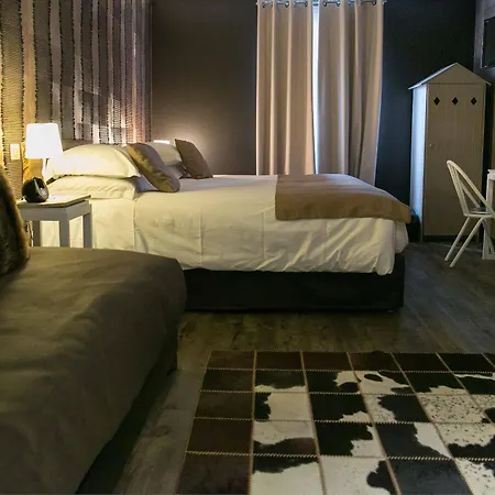 La & Hotel 3*