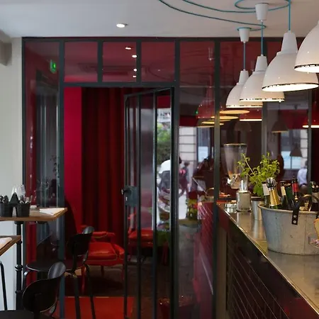 La & 3* Paris