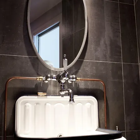 La Hôtel&spa Hotel Paris