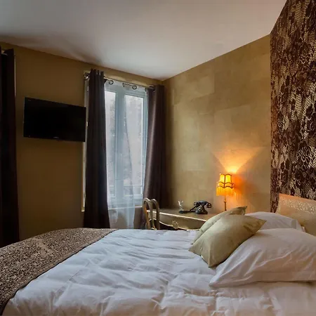 Hotel La & Paris