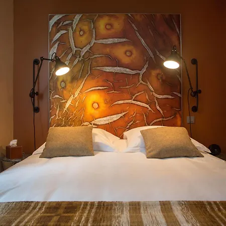 La & Hotel 3*