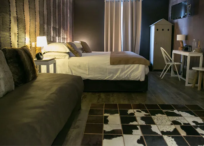 فندق La & باريس