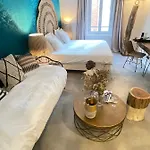 酒店 La &